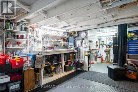 8 Harben Court Collingwood ON L9Y 4L8