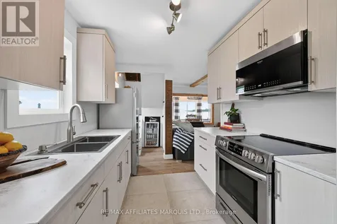 19 Hamilton Island Road South Glengarry ON K0C 2E0