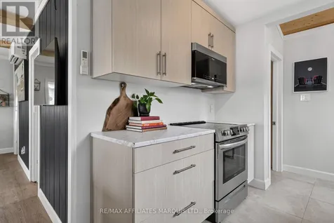 19 Hamilton Island Road South Glengarry ON K0C 2E0