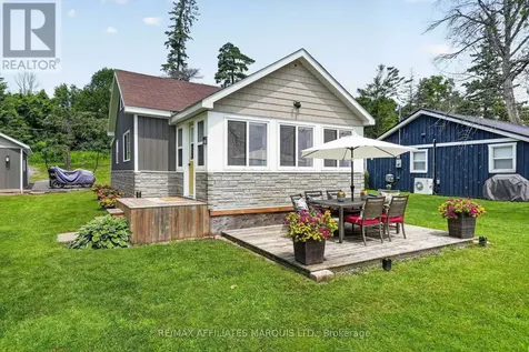 19 Hamilton Island Road South Glengarry ON K0C 2E0