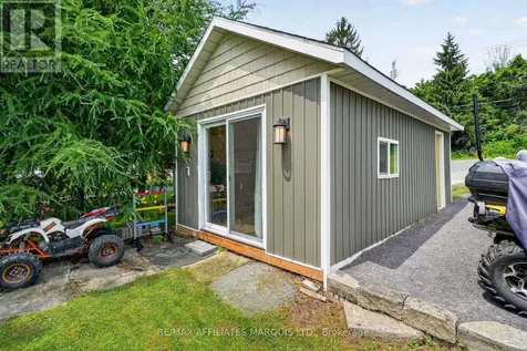 19 Hamilton Island Road South Glengarry ON K0C 2E0