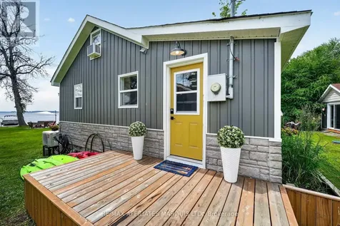 19 Hamilton Island Road South Glengarry ON K0C 2E0