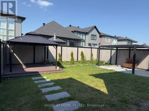 159 Boulonnais Grove Ottawa ON K2S 0T7