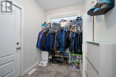 159 Boulonnais Grove Ottawa ON K2S 0T7