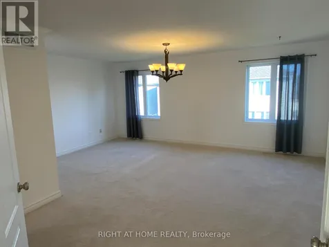 1201 Alson Mills Way Ottawa ON K2M 0C8