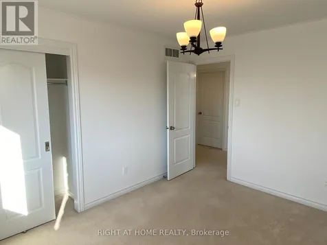 1201 Alson Mills Way Ottawa ON K2M 0C8