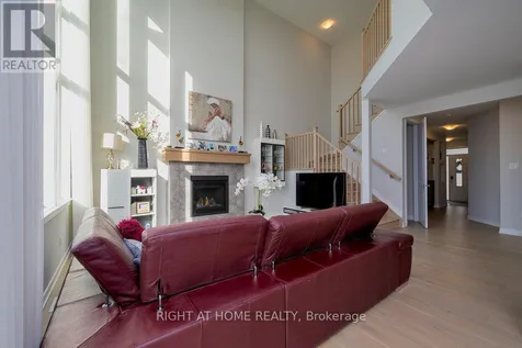 159 Boulonnais Grove Ottawa ON K2S 0T7