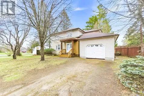 22 Cabot Place Deep River ON K0J 1P0