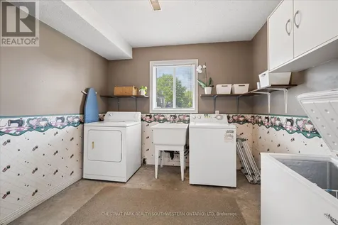 11 Bonniewood Drive Mapleton ON N0G 1P0