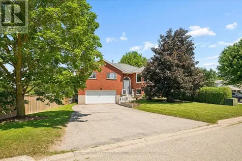11 Bonniewood Drive Mapleton ON N0G 1P0