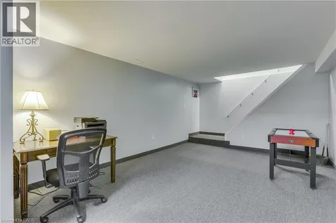 4542 Avenue Road London ON N6N 1E7