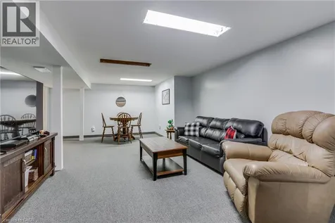 4542 Avenue Road London ON N6N 1E7