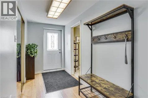 4542 Avenue Road London ON N6N 1E7