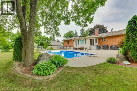 4542 Avenue Road London ON N6N 1E7