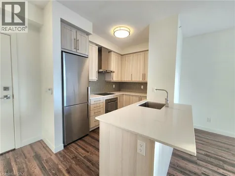 2087 Fairview Street Burlington ON L7R 0E5