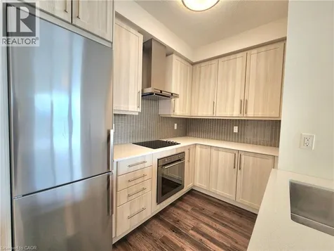 2087 Fairview Street Burlington ON L7R 0E5