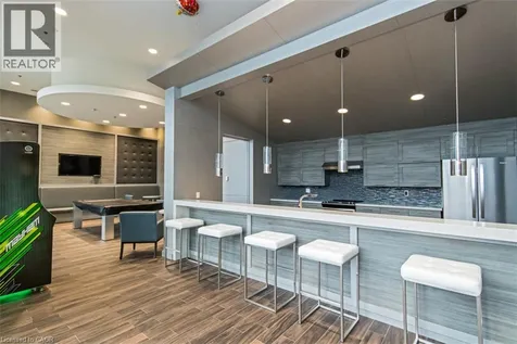 2087 Fairview Street Burlington ON L7R 0E5