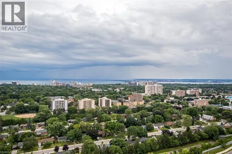 2087 Fairview Street Burlington ON L7R 0E5