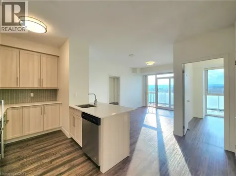 2087 Fairview Street Burlington ON L7R 0E5