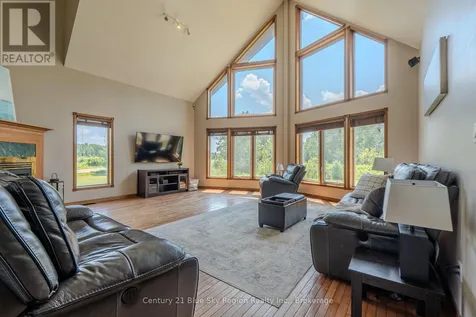 1033 Centennial Crescent East Ferris ON P0H 1K0