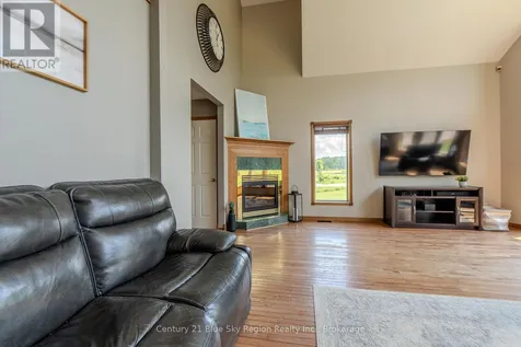 1033 Centennial Crescent East Ferris ON P0H 1K0