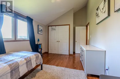 1033 Centennial Crescent East Ferris ON P0H 1K0