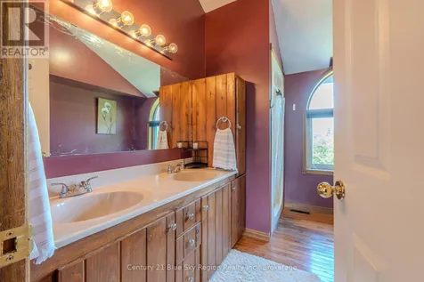 1033 Centennial Crescent East Ferris ON P0H 1K0