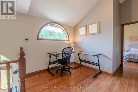 1033 Centennial Crescent East Ferris ON P0H 1K0