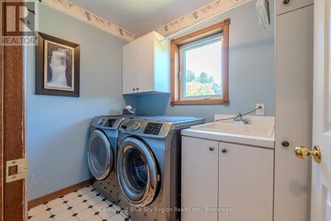 1033 Centennial Crescent East Ferris ON P0H 1K0