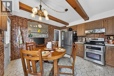 1226 Puce Road Lakeshore ON N8M 2X7