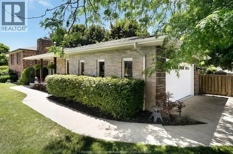 3966 Concession Rd 3 North Amherstburg ON N9V 2Y9