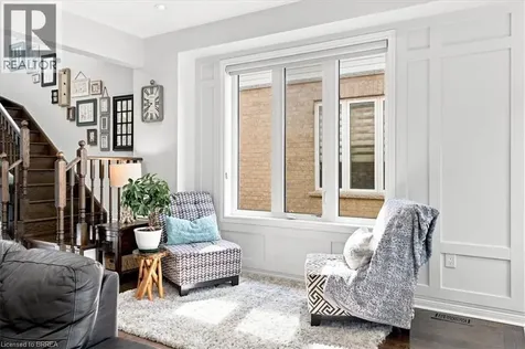 21 Hartley Avenue Paris ON N3L 0G9