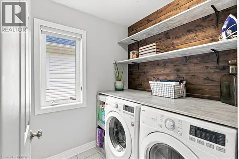 21 Hartley Avenue Paris ON N3L 0G9