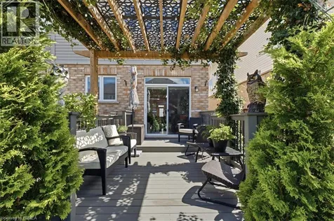 21 Hartley Avenue Paris ON N3L 0G9
