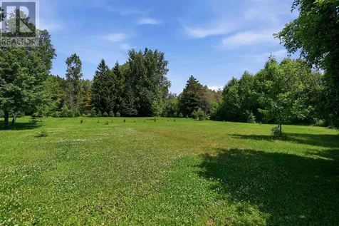 98 Ellis Road Sault Ste Marie ON P6C 1P1