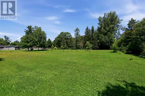 98 Ellis Road Sault Ste Marie ON P6C 1P1