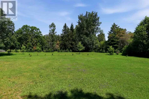 98 Ellis Road Sault Ste Marie ON P6C 1P1