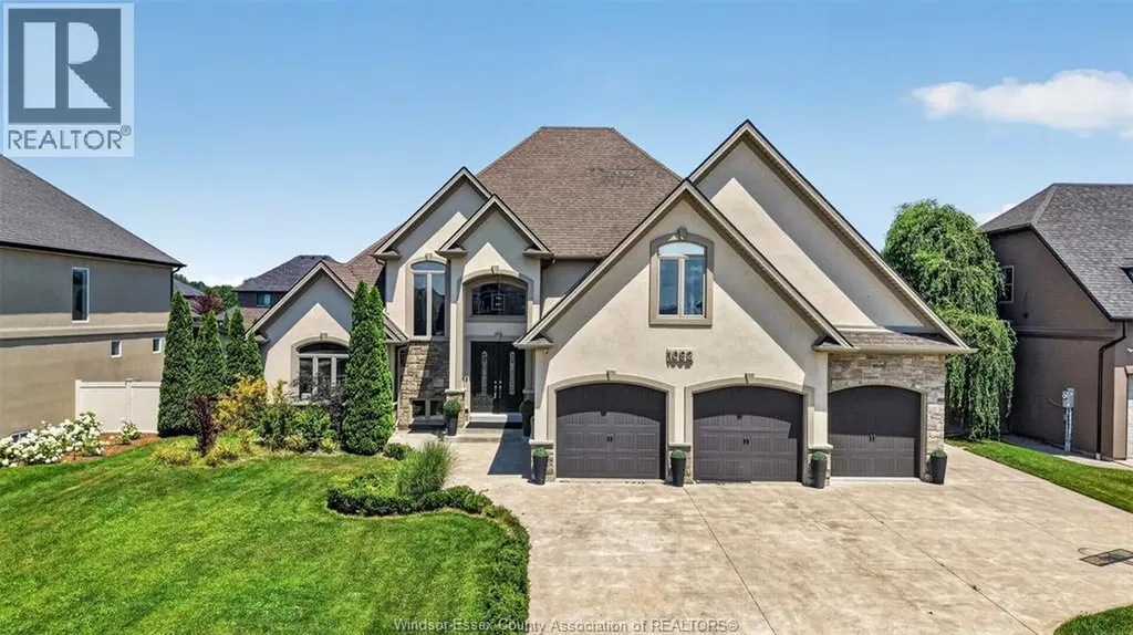 1092 Regency Crescent Lakeshore ON N0R 1A0