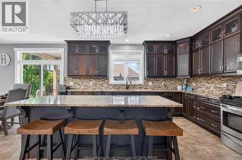 1092 Regency Crescent Lakeshore ON N0R 1A0