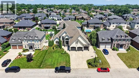 1092 Regency Crescent Lakeshore ON N0R 1A0