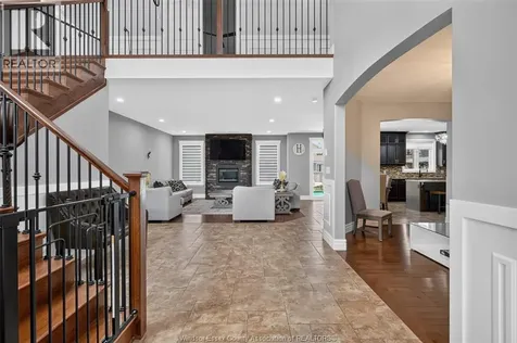 1092 Regency Crescent Lakeshore ON N0R 1A0