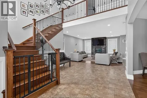 1092 Regency Crescent Lakeshore ON N0R 1A0