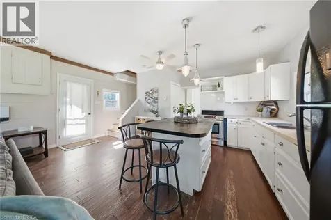 523 Avalon Lane Port Dover ON N3Y 4K2