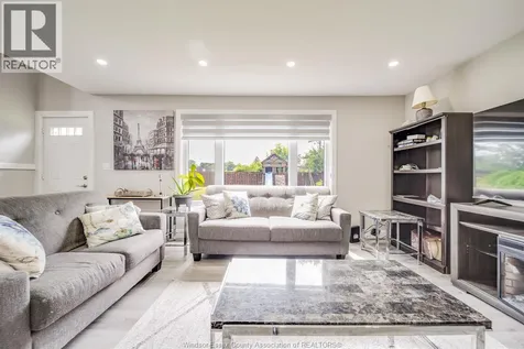 2405 Roxborough Boulevard Windsor ON N9E 2Z7