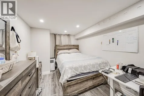 2405 Roxborough Boulevard Windsor ON N9E 2Z7