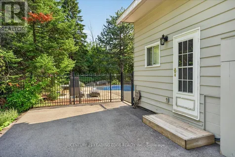143 Campbell Crescent Blue Mountains ON L9Y 0P9