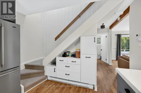 143 Campbell Crescent Blue Mountains ON L9Y 0P9