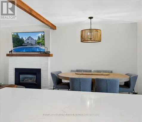 143 Campbell Crescent Blue Mountains ON L9Y 0P9