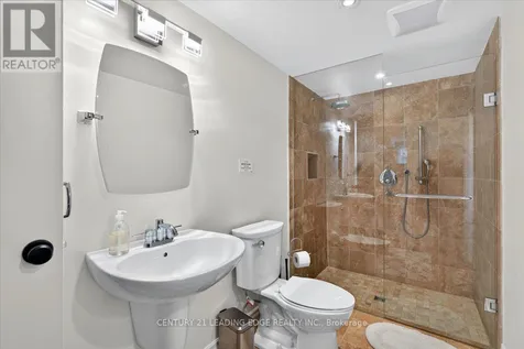 143 Campbell Crescent Blue Mountains ON L9Y 0P9