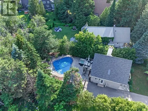 143 Campbell Crescent Blue Mountains ON L9Y 0P9